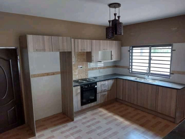 4-bedroom-house-for-sale-in-new-kasama-big-2