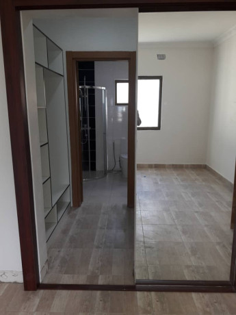 neat-three-bedroom-flats-for-sale-in-ibex-hill-big-6