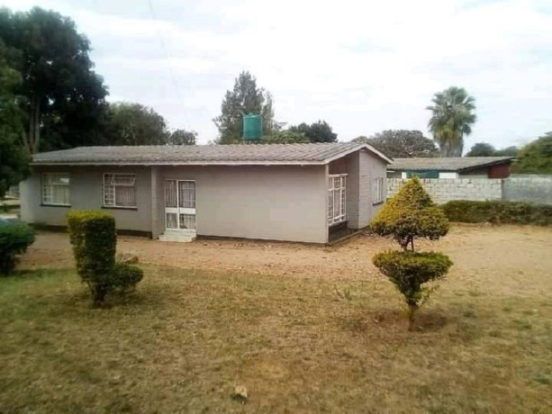 3-bedroom-house-for-sale-in-avondale-big-1