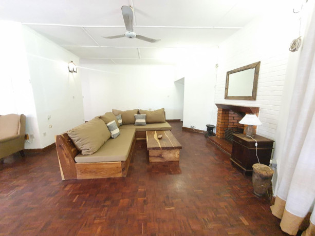 3-bedroom-house-for-sale-in-roma-big-5