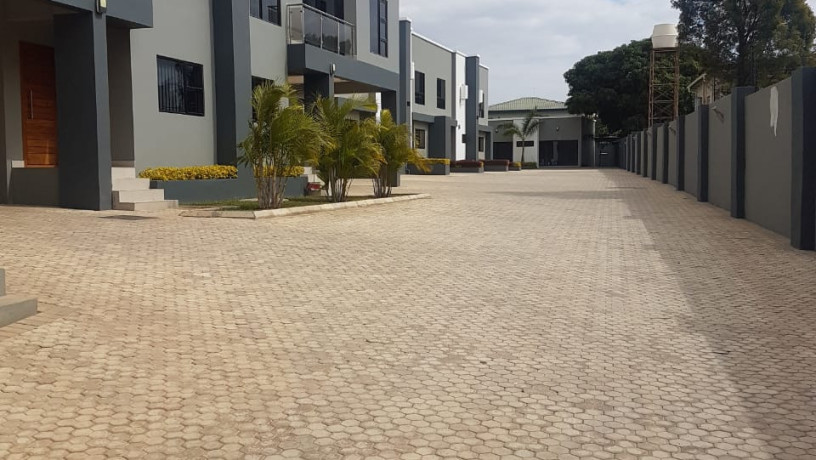 10-fully-furnished-flats-for-sale-in-rhodespark-big-2