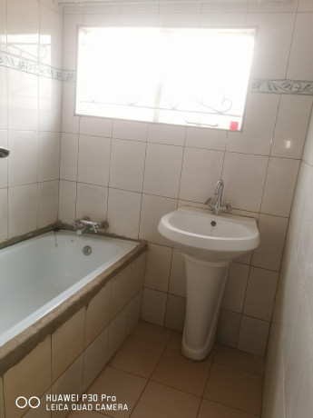 3-bedroom-flat-for-rent-in-chalala-big-8