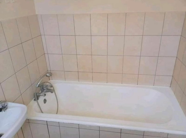 2-bedroom-flat-for-rent-in-kabulonga-big-4