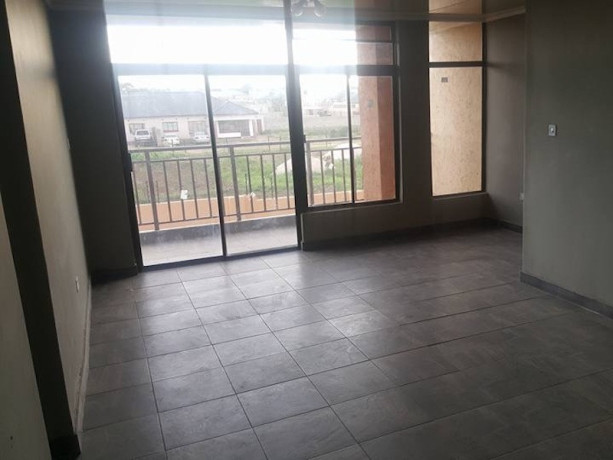 2-bed-1-bath-apartments-flats-for-rent-in-ranchdale-big-5