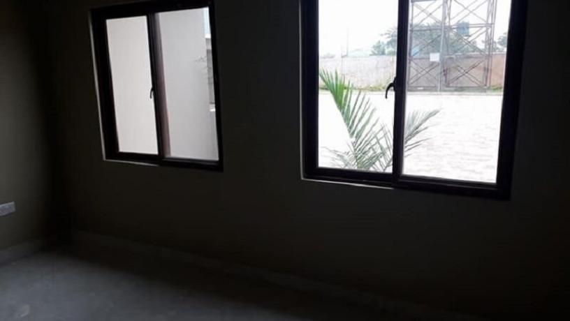 beautifully-newly-built-3-bedrooms-flat-in-woodlands-chalala-big-7