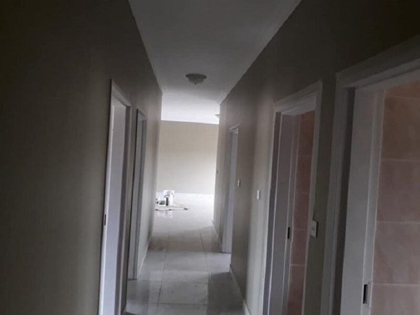 beautifully-newly-built-3-bedrooms-flat-in-woodlands-chalala-big-6