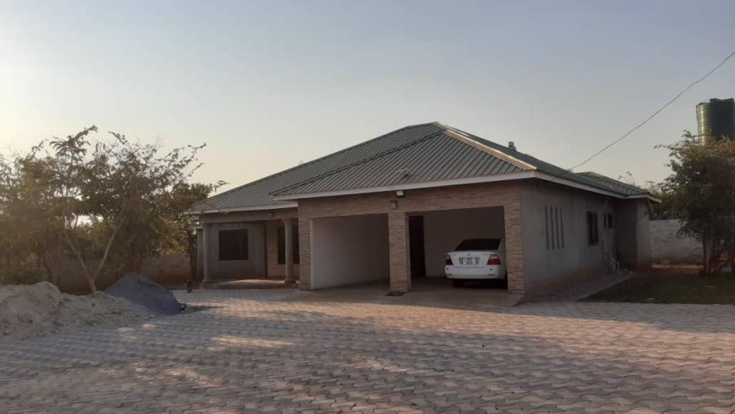 lovely-newly-built-house-for-sale-in-new-kasama-big-5