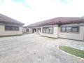 complex-of-4-flats-for-sale-in-avondale-small-2