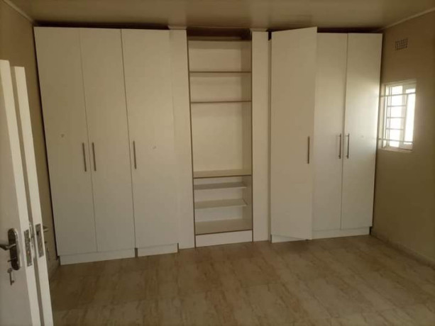 3-bedroom-flat-for-rent-in-new-kasama-big-2