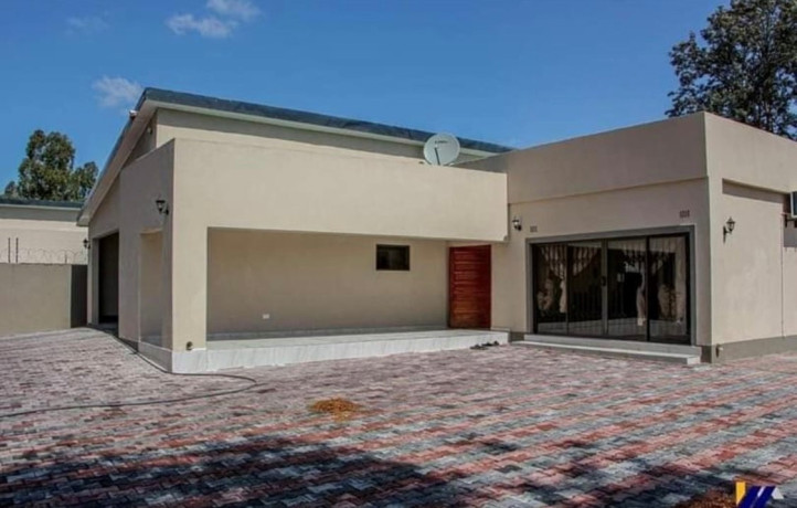 3-bedroom-house-for-rent-in-kalundu-big-0