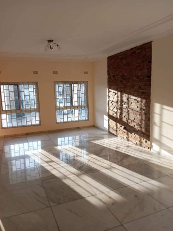 3-bedroom-standalone-house-for-sale-in-roma-big-1