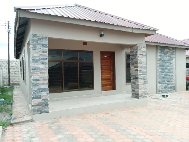 3-bedroom-house-for-sale-in-chalala-big-2