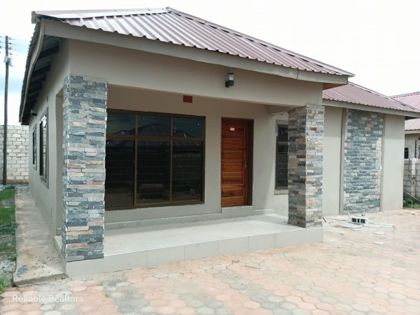 3-bedroom-house-for-sale-in-chalala-big-5