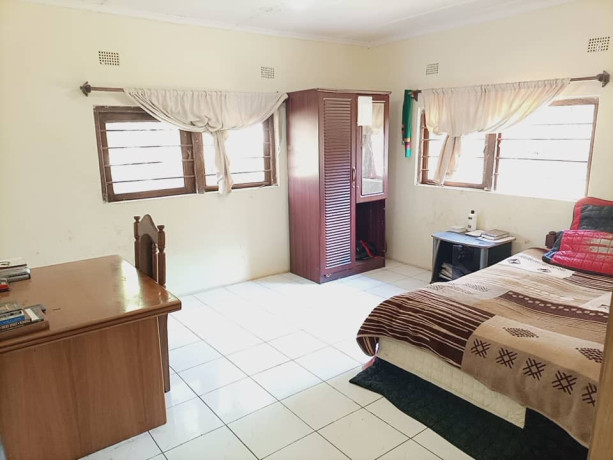 4-bedroom-house-for-sale-in-new-kasama-big-5