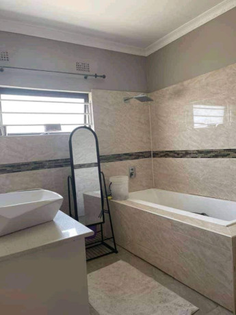 spacious-3-bedroom-house-for-sale-in-10-miles-big-0