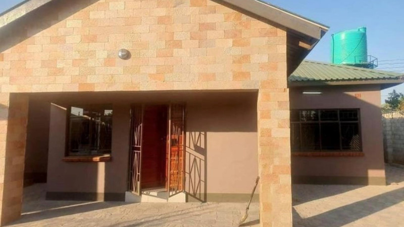 4-bedroom-house-for-rent-in-meanwood-kwamwena-big-1