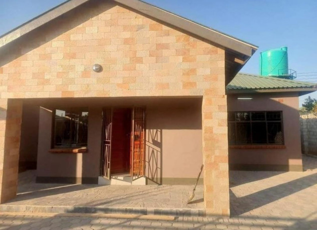 4-bedroom-house-for-rent-in-meanwood-kwamwena-big-1