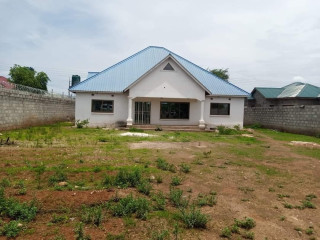 4 Bedroom House For Sale in Chalala