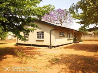 3-bedroom-house-for-sale-in-woodlands