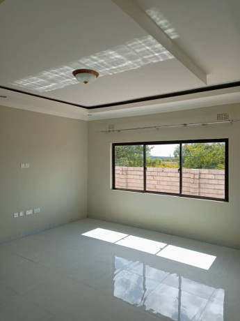 4-bedroomed-house-for-sale-in-ibex-hill-big-6