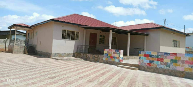 3-bedroom-house-for-sale-in-avondale-big-1