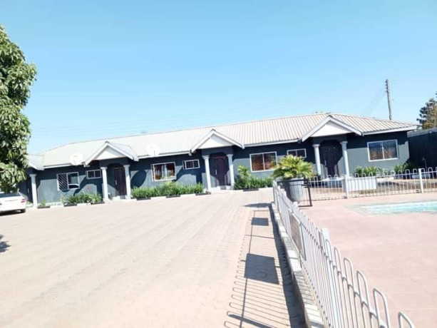 2-bedroom-flat-for-rent-in-chalala-big-4