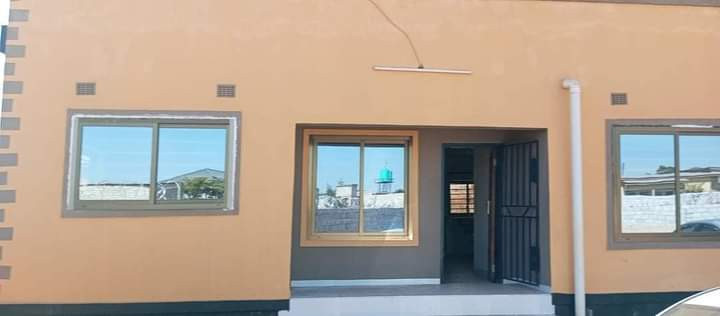 2-bedroom-flat-for-rent-in-chalala-big-6