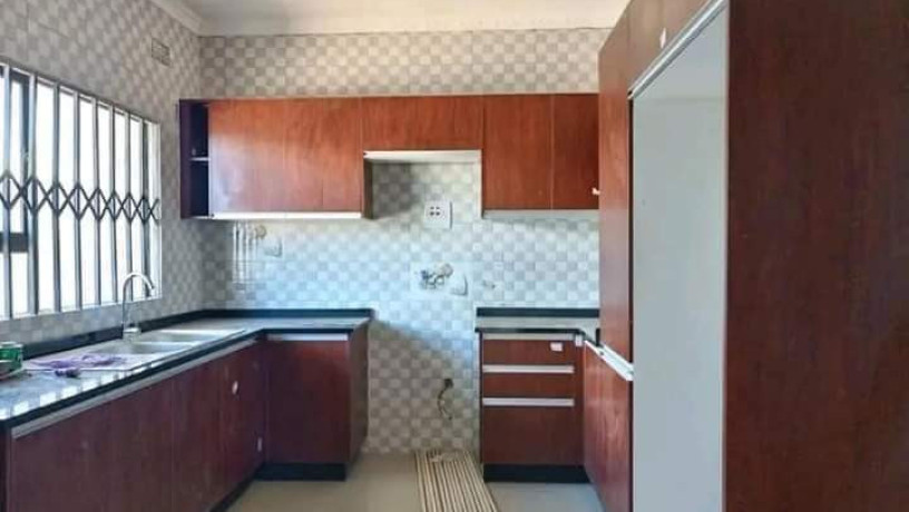 3-bedroom-flat-for-rent-in-new-kasama-big-6