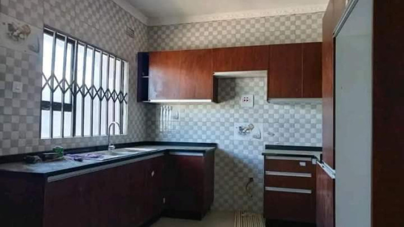 3-bedroom-flat-for-rent-in-new-kasama-big-5