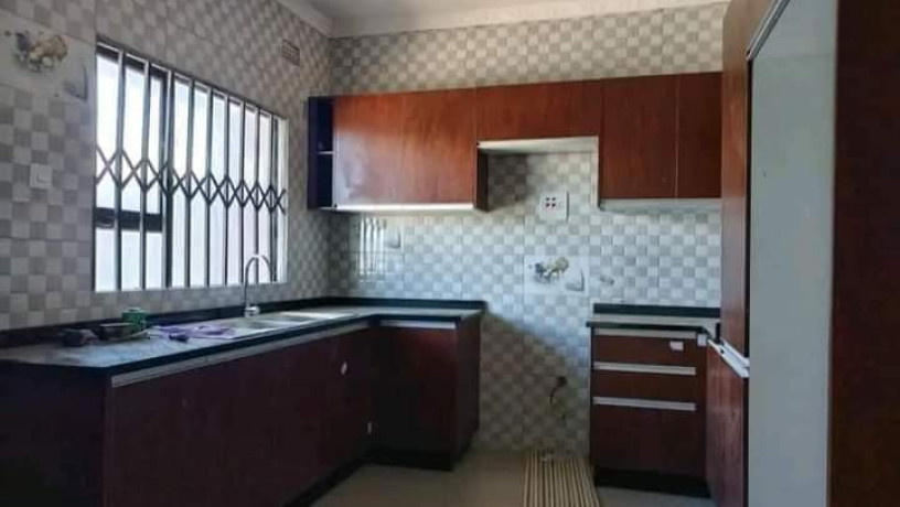 3-bedroom-flat-for-rent-in-new-kasama-big-7