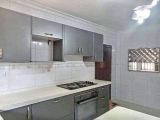 3 Bedroom Flat for Rent in Chalala