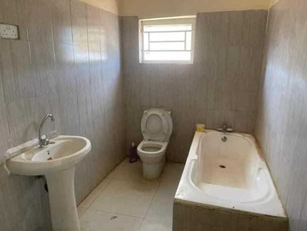 3-bedroom-house-for-sale-big-4