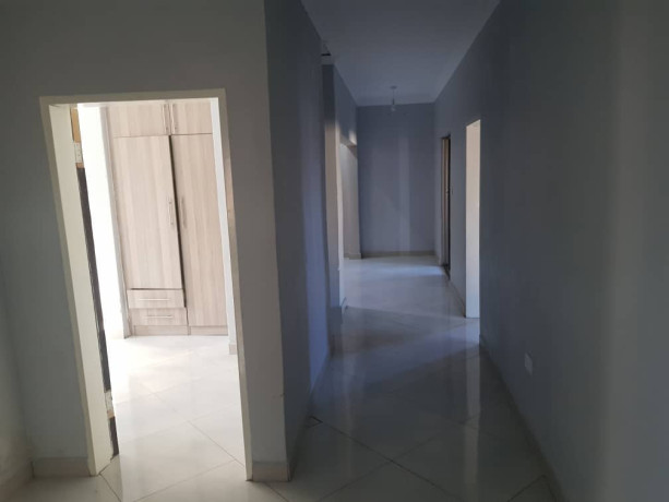 3-bedroom-flats-for-sale-in-chalala-big-7