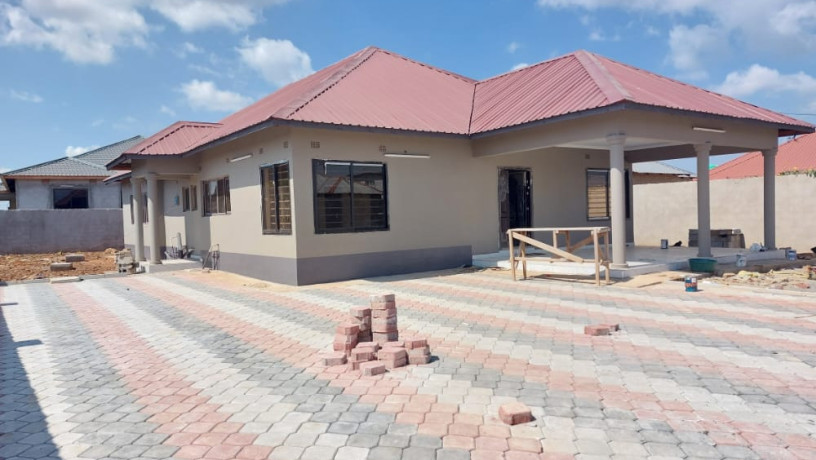 3-bedroom-house-for-sale-in-new-kasama-big-4