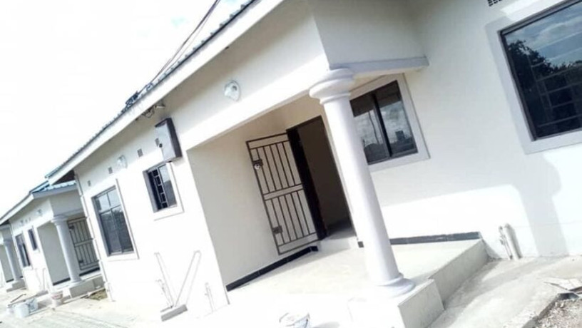 32-bedroom-flats-for-sale-in-chalala-big-2