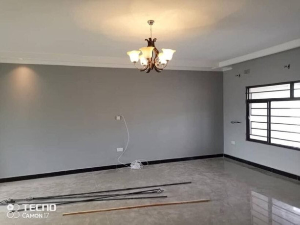 32-bedroom-flats-for-sale-in-chalala-big-3