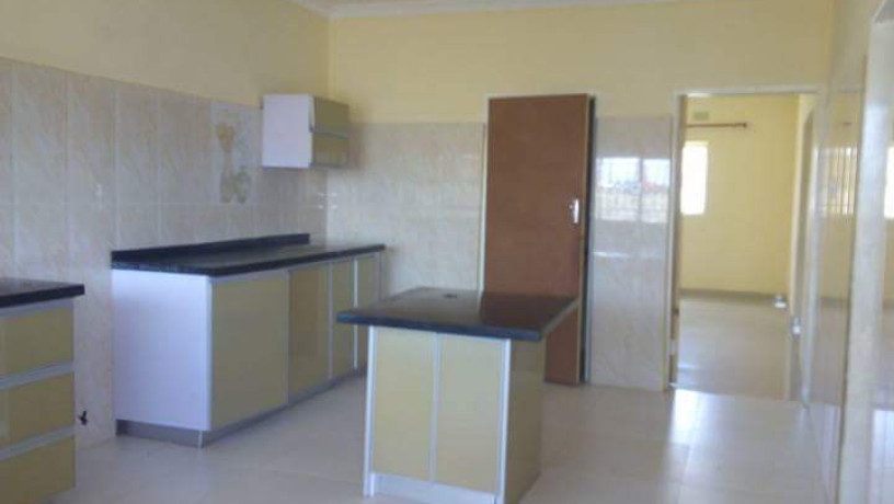 neat-two-bedroom-flat-in-chalala-big-2