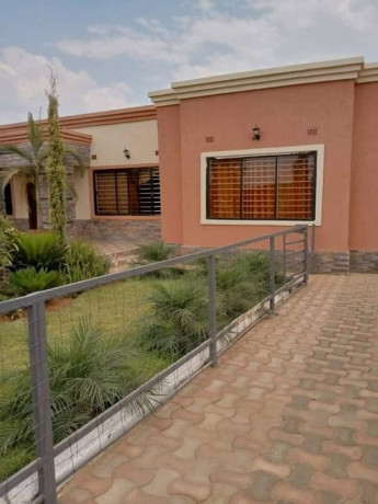 4-bedroom-house-for-sale-in-ibex-meanwood-big-5