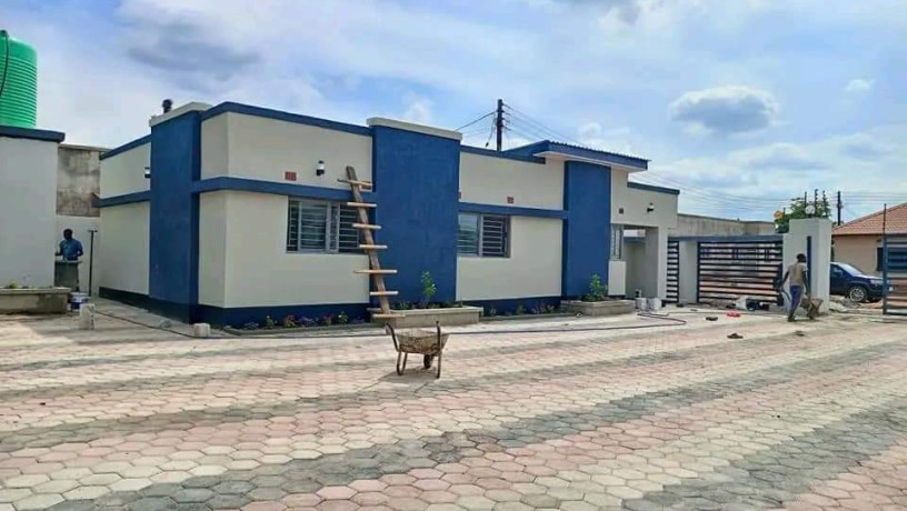 62-bedroom-flats-for-sale-in-lilayi-big-3