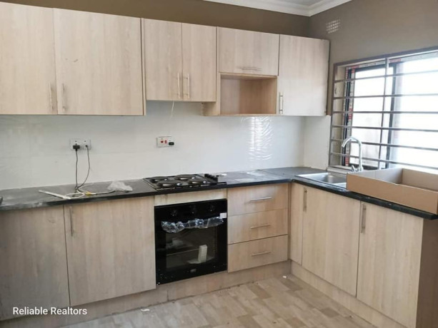 3-bedroom-house-for-sale-in-lilayi-big-4