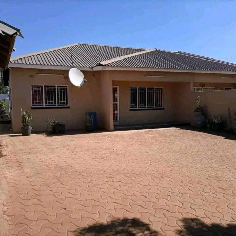 2-bedroom-flat-for-rent-in-chalala-big-0