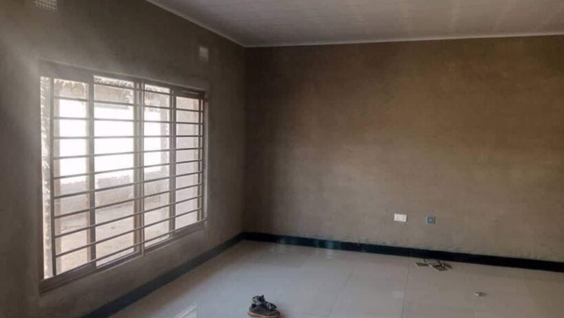 2-bedroom-flat-for-rent-in-chalala-big-9