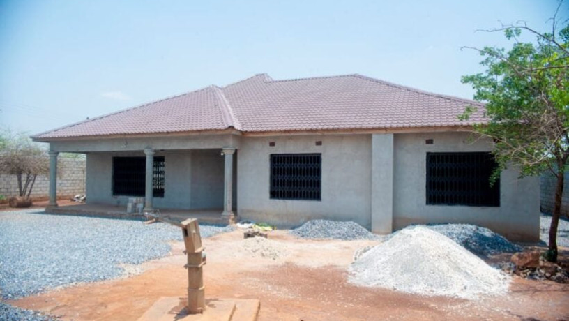 3-bedroom-house-for-sale-in-new-kasama-big-0