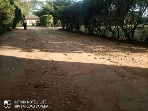 property-for-sale-in-makeni-big-3