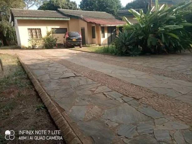 property-for-sale-in-makeni-big-6