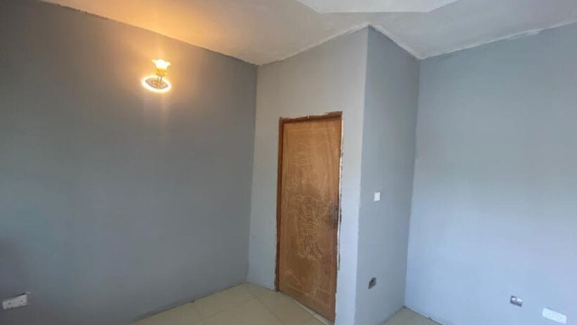 3-bedroom-flats-for-sale-in-meanwood-ndeke-big-4