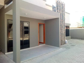 2-bedroom-flat-for-rent-in-salama-park