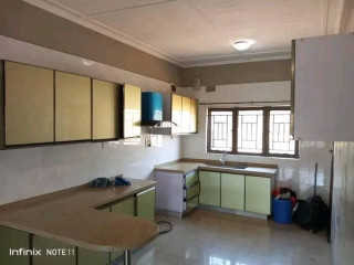 2 Bedroom Flat For Rent in Libala South