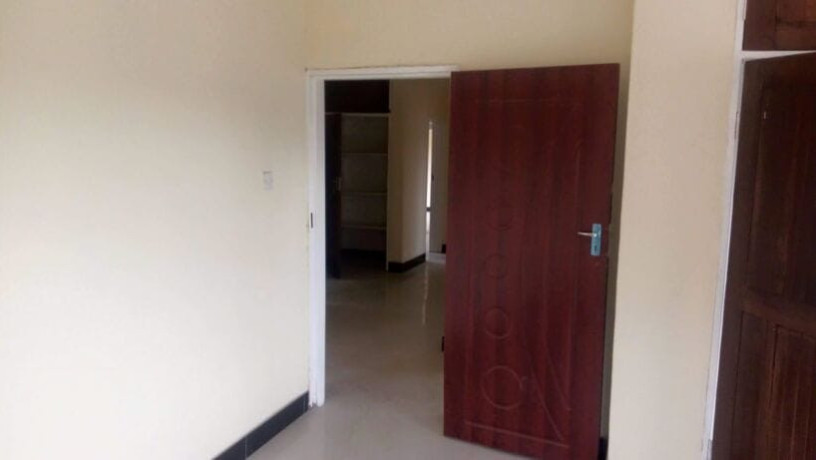 2-bed-2-bath-house-for-rent-in-chingola-big-5