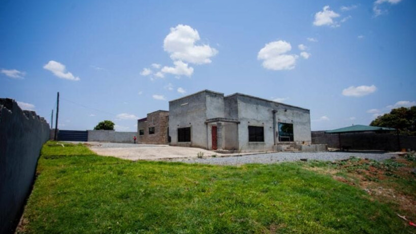 4-bedroom-house-for-sale-in-golfview-ndola-big-1